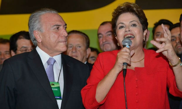 Com a entrega do documento, Dilma e Temer estão aptos para tomar posse, que está marcada para o dia 1º de Janeiro de 2015 / Foto: Agência Brasil