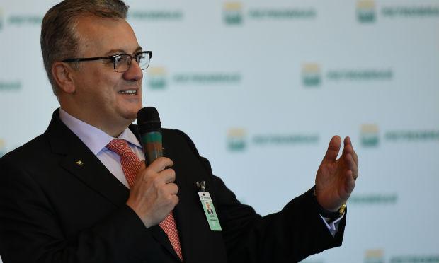 Presidente Aldemir Bendine recebeu Petrobras sem balanço financeiro anual auditado / Foto: AFP