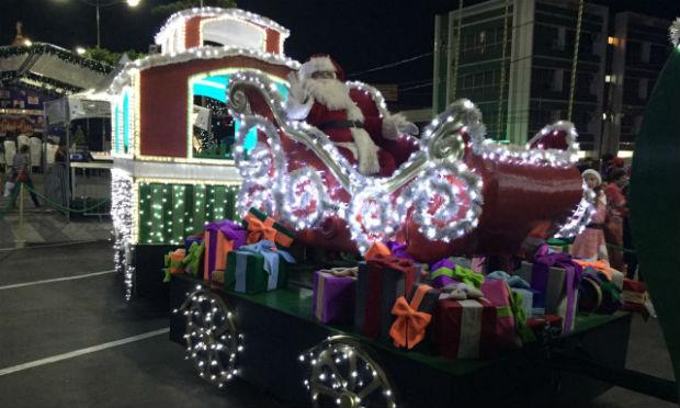 Desfile do Papai Noel retrata magia do Natal em Garanhuns - NE10