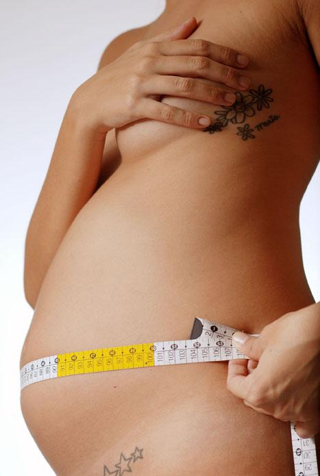 Vários fatores influenciam o tamanho da barriga, como o biotipo físico da mulher, o peso antes da gravidez e o tamanho do quadril (Foto: Chico Porto/JC Imagem)