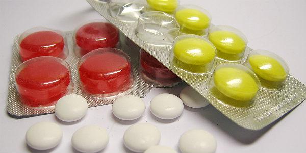 Imagem de embalagens de medicamentos (Foto: Free Images)