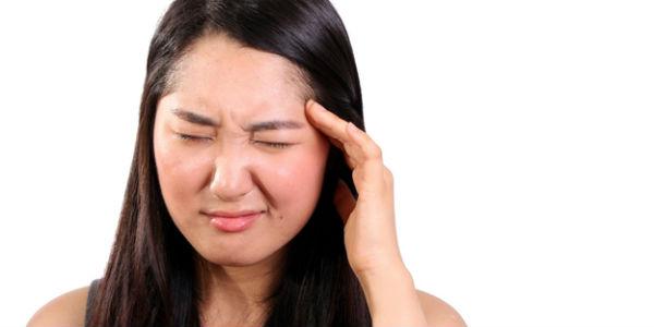 Imagem de mulher com dor de cabeça (Foto: Free Images)