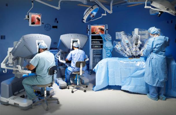 No Hospital Esperança Recife, robô-cirurgião Da Vinci Si HD permite realização da cirurgia para o câncer de próstata com mais segurança e precisão (Foto: Divulgação)