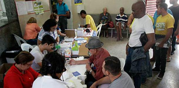 Mutirões em unidades da rede municipal do Recife ajudam homens a fazer check-up e orientam sobre os principais cuidados para manter-se saudável (Foto: Bobby Fabisak/JC Imagem)