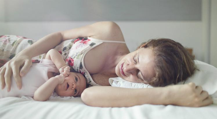 Médico explica que, graças ao neurohormônio chamado ocitocina, as mães têm um apaixonamento pelo bebê e criam um vínculo muito forte que vai persistindo e deixa marcas de segurança no cérebro (Foto ilustrativa: Igo Bione/Divulgação)