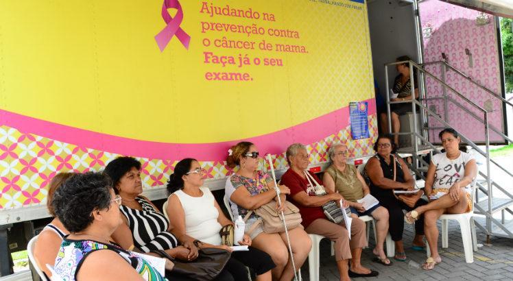 Mamógrafo móvel passará por 22 localidades do Recife durante este mês (Foto: Irandi Souza / PCR)