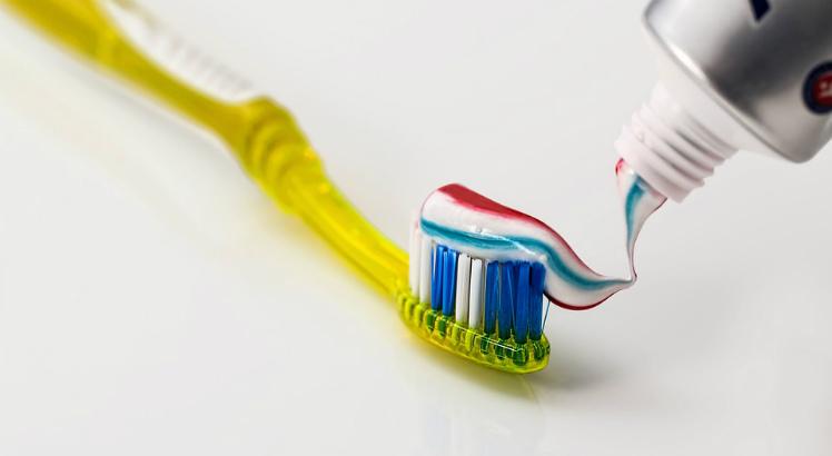 Para cada boca, há um tipo de escova e de creme dental adequados (Foto ilustrativa: Pixabay)