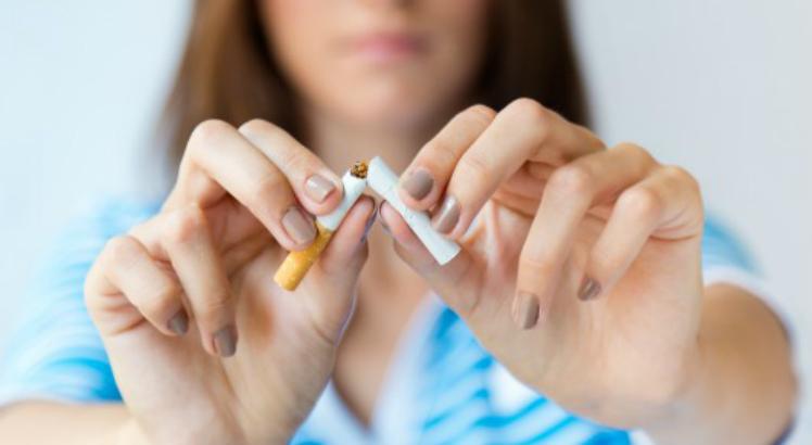 Estudo do Inca revela que os adolescentes brasileiros conseguem comprar cigarros com facilidade tanto no comércio varejista formal quanto no informal ambulante (Foto: Freepik)