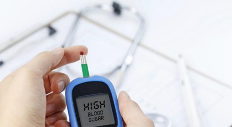 Glicosímetros são utilizados para monitorar os níveis de glicemia dos pacientes com diabetes (Foto ilustrativa: Freepik)