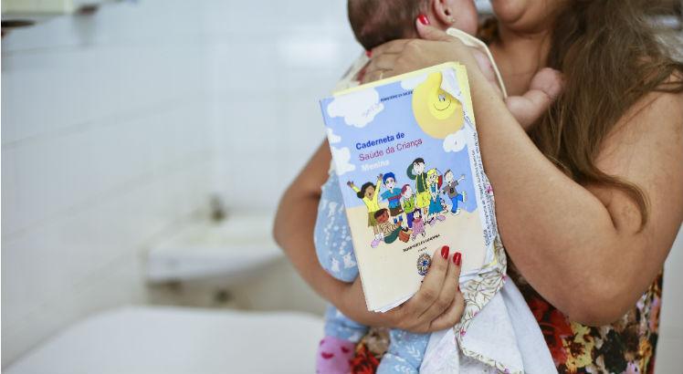 Dose zero da vacina contra sarampo deve contemplar meninos e meninas de 6 meses a 11 meses de vida, que totalizam 68 mil em Pernambuco (Foto: Brenda Alcântara/JC Imagem)