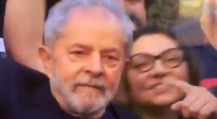 Ministros do STF decidem que caso de Lula deve ser julgado na Justiça do Distrito Federal