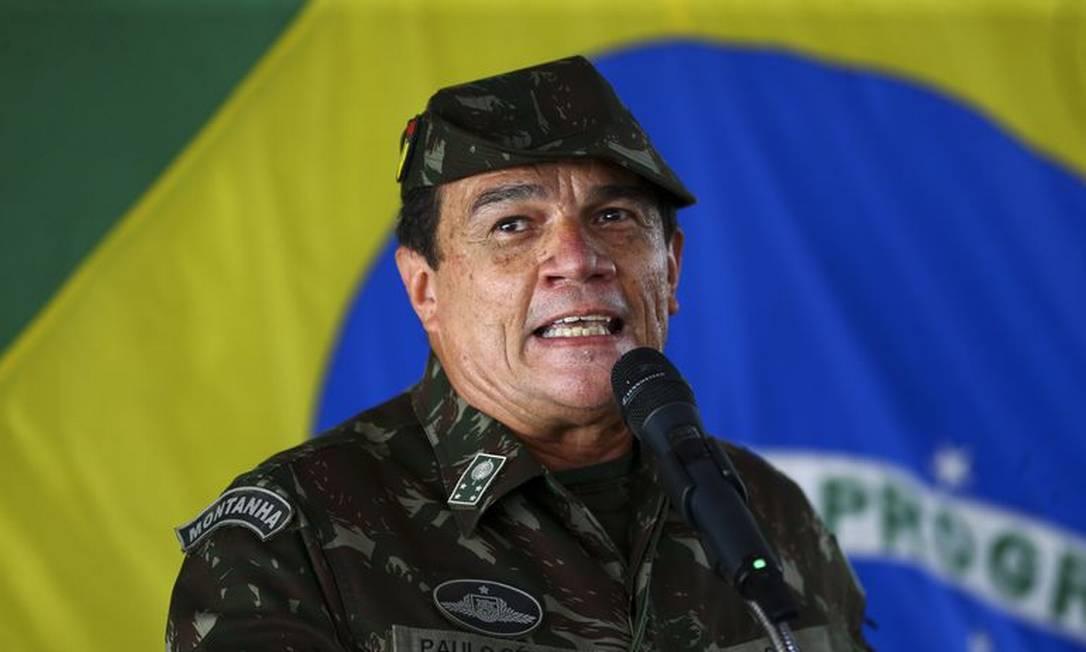 Paulo Sérgio Nogueira é nomeado para comando do Exército