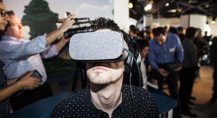 Google Daydream VR. Foto: Ramin Talaie/Getty Images/AFP == FOR NEWSPAPERS, INTERNET, TELCOS & TELEVISION USE ONLY ==