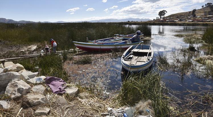 Lago Titicaca, perto de Quehuaya, na Bolivia (AFP PHOTO / Aizar RALDES)