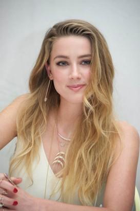 WEST HOLLYWOOD, CA - JUNE 19:  Amber Heard at the "Magic Mike XXL" Press Conference at The London West Hollywood on June 19, 2015 in West Hollywood, California.  (Photo by Vera Anderson/WireImage)