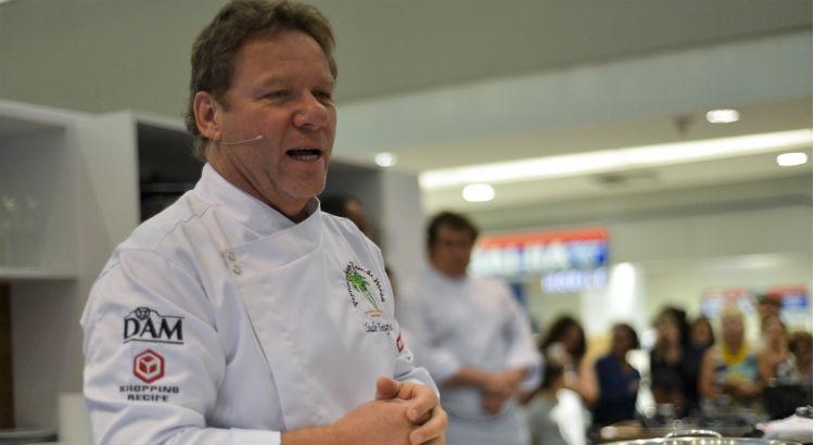 Claude Troisgros deu show de gastronomia no Shopping Recife