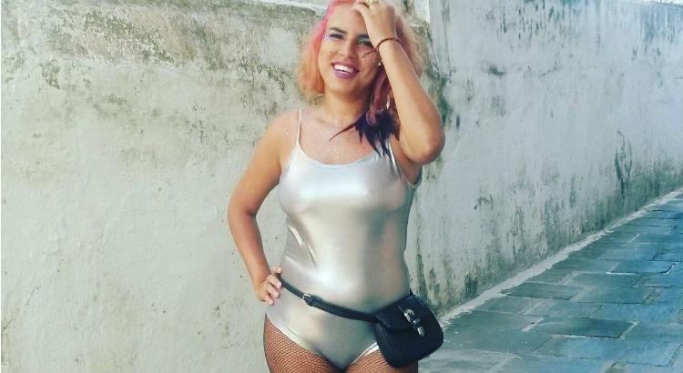 Maiara Melo é uma das tantas mulheres que apostou nas roupas mais curtas como forma de aceitação feminina. Foto: Reprodução / Instagram