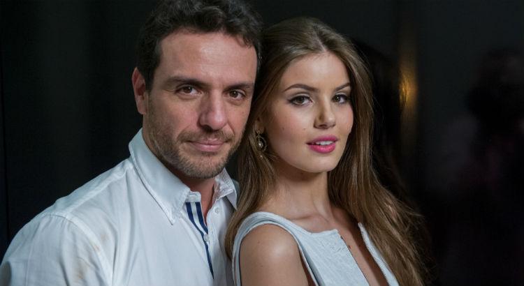 Rodrigo Lombardi e Camila Queiroz em Verdades Secretas /Foto: Reprodução
