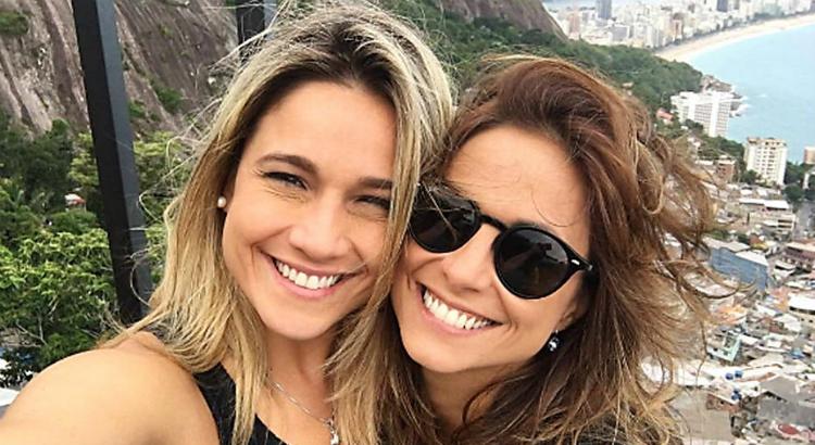 Fernanda Gentil e namorada Priscila Montandon (Imagem: Reprodução)