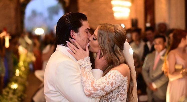 O beijo de Luísa Sonza e Whindersson Nunes já casados - Foto: reprodução do Instagram