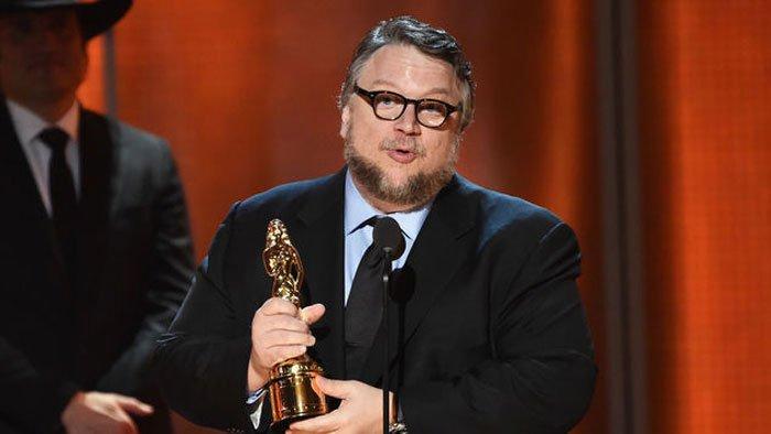 Guillermo del Toro, imigrante e agora, o melhor diretor, segundo Hollywood
