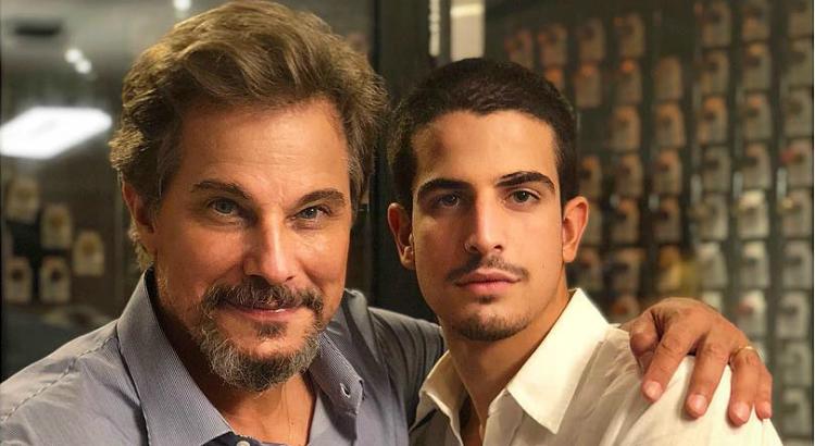 Edson Celulari e o filho Enzo Celulari (Imagem: Reprodução / Instagram)