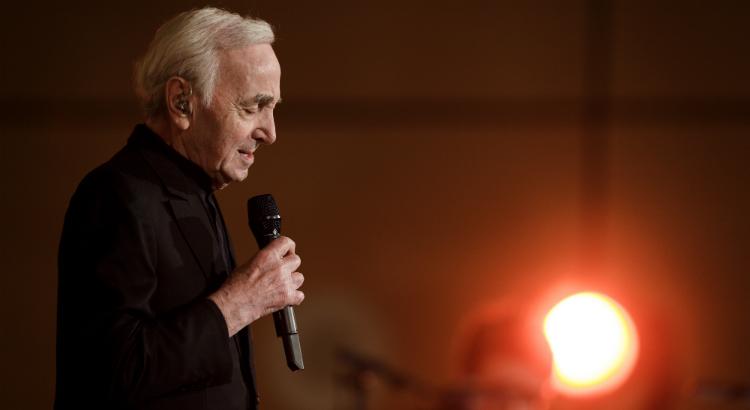 Charles Aznavour (Imagem Coffrini / AFP )