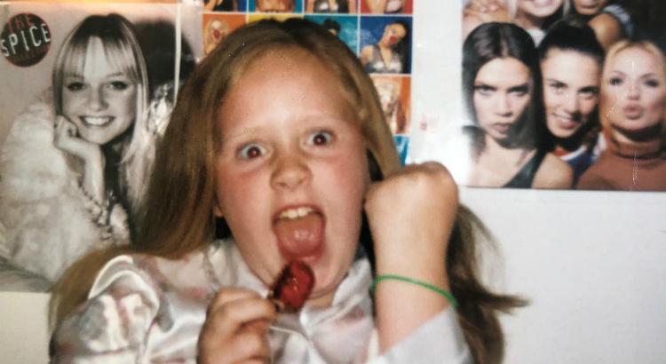 Adele é fã das Spice Girls desde sua infância (Imagem: Reprodução / Instagram)