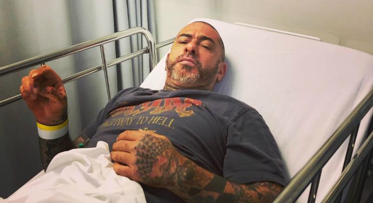 Na foto, Henrique aparece logo após o acidente de motocicleta na última sexta-feira, 19. Foto: Reprodução/Instagram