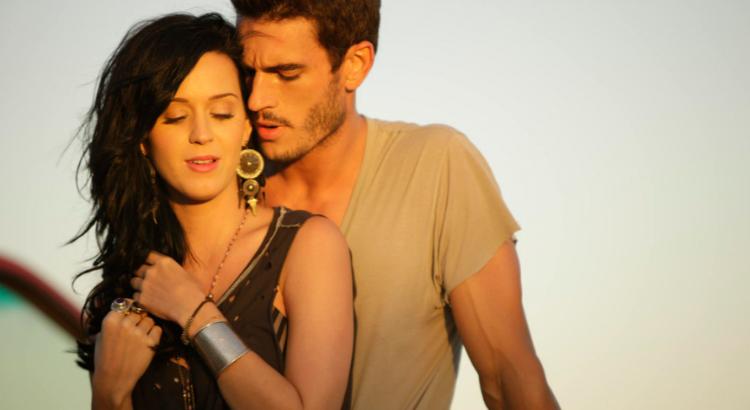 Katy Perry é acusada de assédio sexual por ator de "Teenage Dream". Foto: Reprodução/Youtube