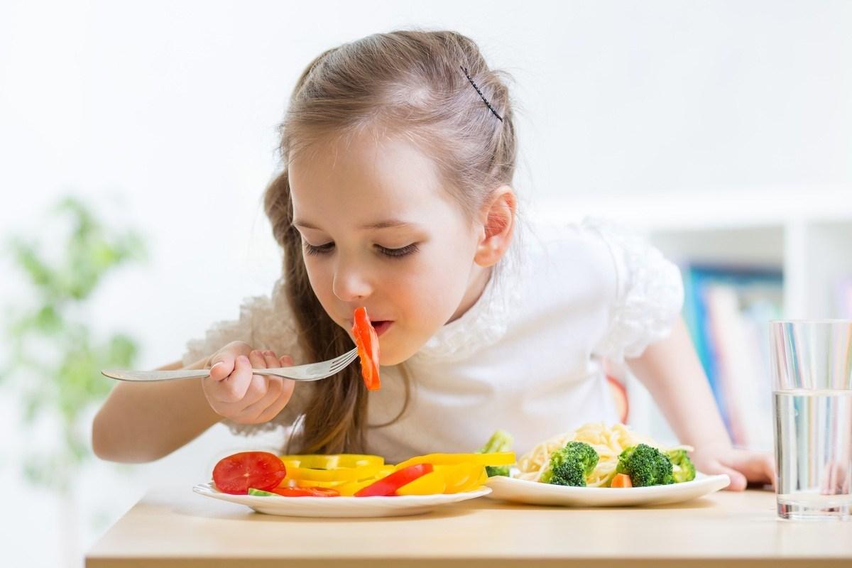 Crianças e hábitos saudáveis. Foto: Reprodução/Internet/Portal Expansão