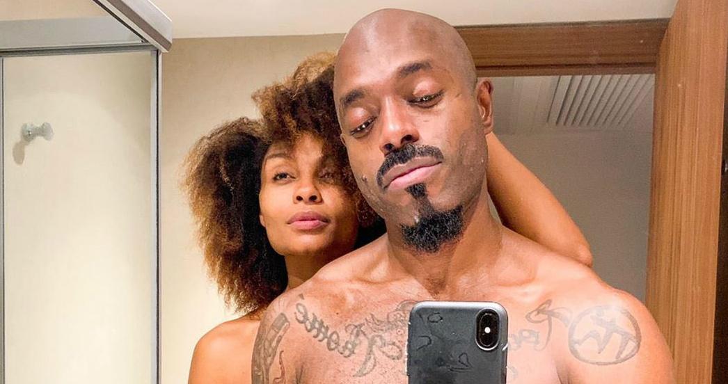 Thiago Thomé surge pelado junto à mulher. Foto: Reprodução/Instagram