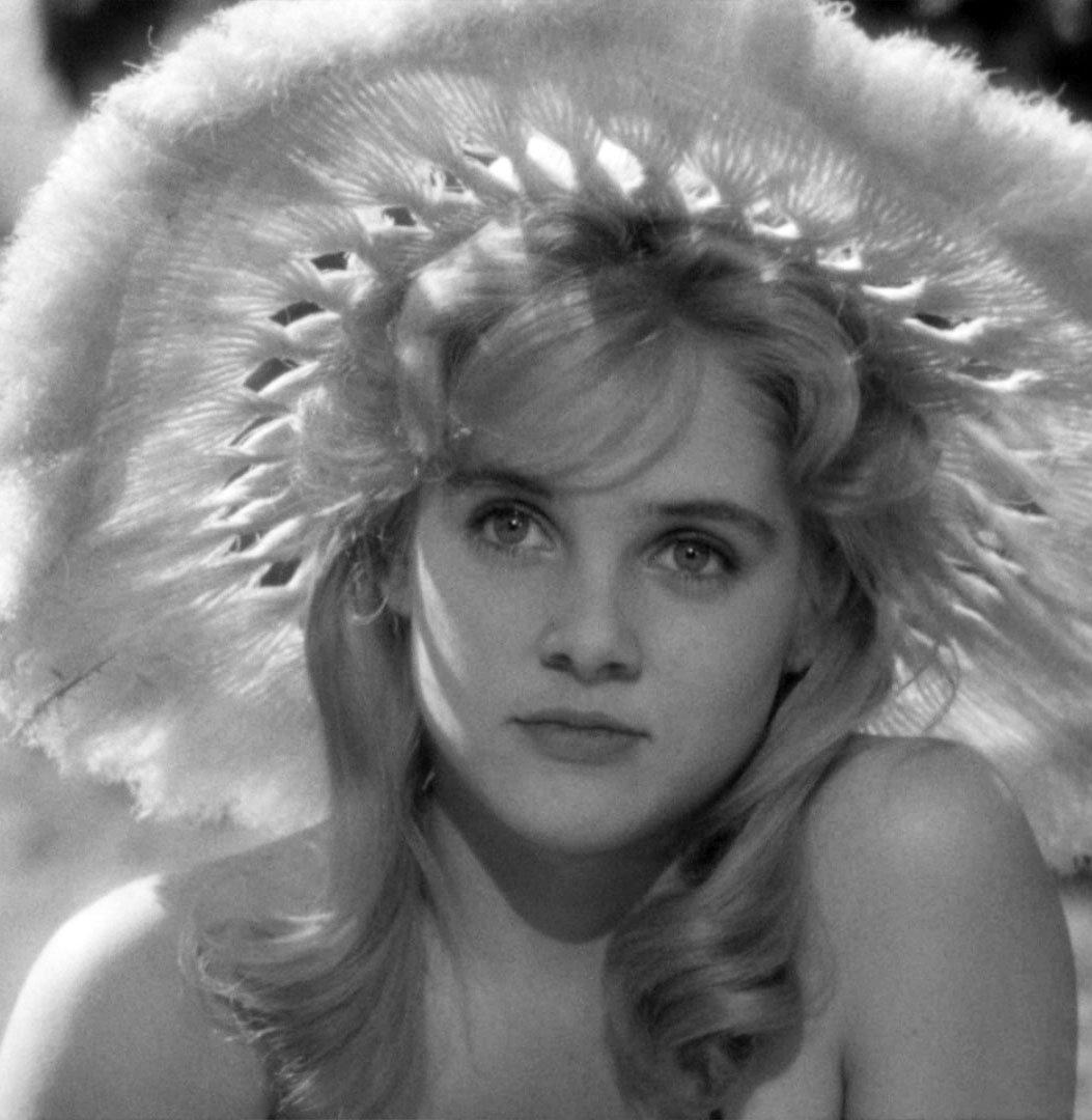 Sue Lyon interpretou Lolita de 1968 dirigido por Stanley Kubrick. Foto: Divulgação/Warner Bros.