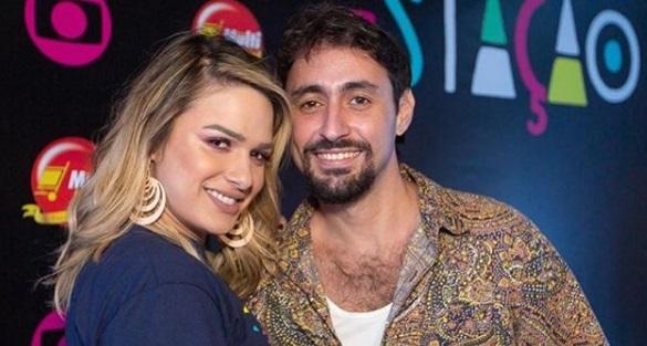 Glamour Garcia e o então namorado Gustavo Dagnese (Foto: Reprodução/Instagram)
