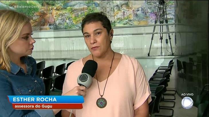 Esther Rocha, assessora de Gugu Liberato, fala sobre a disputa pública que se tornou os bens do apresentador. Foto: Reprodução/Record TV