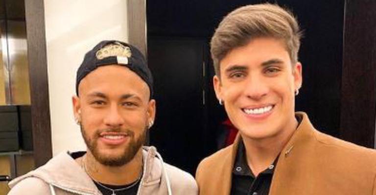 Neymar e o padrasto, Tiago Ramos (Foto: Reprodução/Instagram)