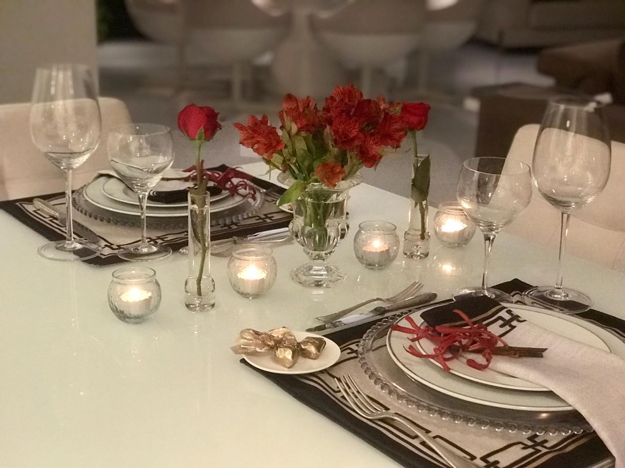 Dia dos Namorados: ideias para você montar uma mesa bem romântica