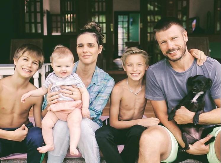 A família de Fernanda Lima e Rodrigo Hilbert (Foto: Reprodução/Instagram)