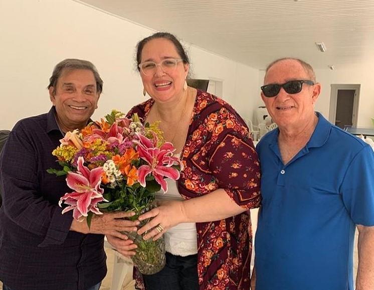 Dedé Santana se encontrou com Renato Aragão e sua esposa (Foto: Reproução/Instagram)