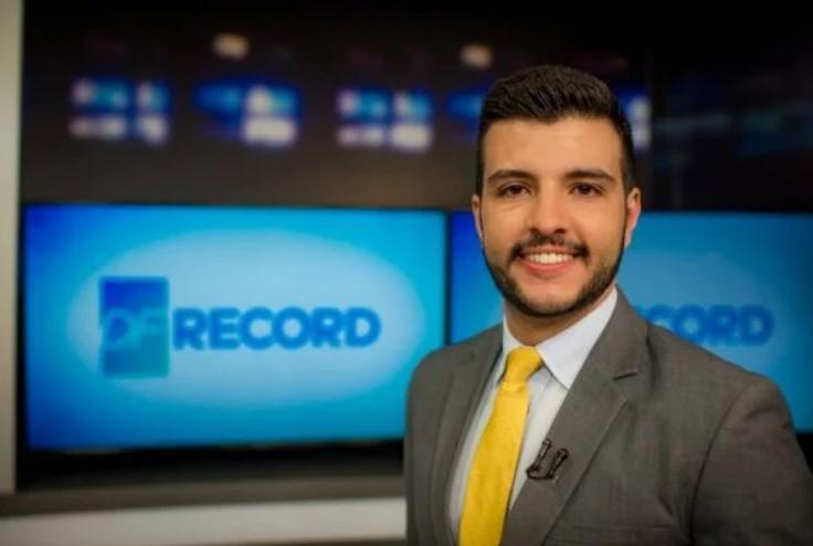 Jornalista Matheus Ribeiro (Foto: Reprodução/Record TV)