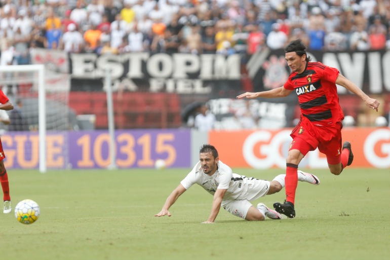 Matheus Ferraz quer o Sport encarando a partida como uma decisão. Foto: Diego Nigro/JC Imagem