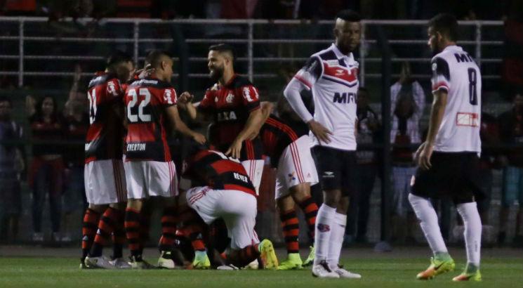 O Santa Cruz amargou a 18ª derrota derrota na Série A. Foto: Newton Menezes/Futura Press/Estadão Conteúdo