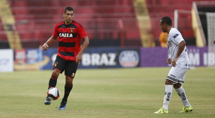Diego Souza desfalca o Sport em, ao menos, três partidas. Foto: André Nery/JC Imagem