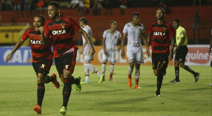 André permanece no time titular do Sport. Foto: Guga Matos/JC Imagem