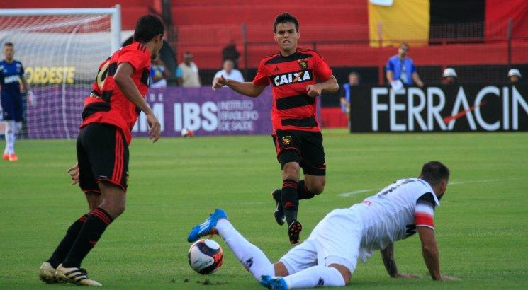 Rodrigo não enxerga Sport com espaço para errar. Foto: Bobby Fabisak/JC Imagem