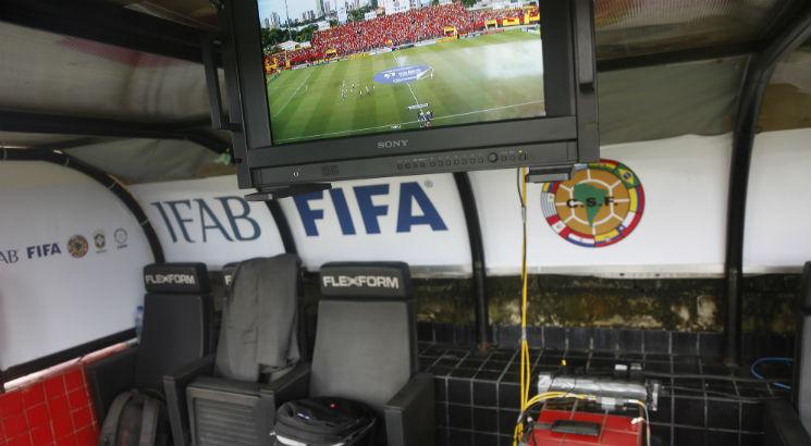 Sistema de vídeo foi utilizado na final do Pernambucano 2017 pela primeira vez no Brasil. Foto: Diego Nigro/Acervo JC Imagem