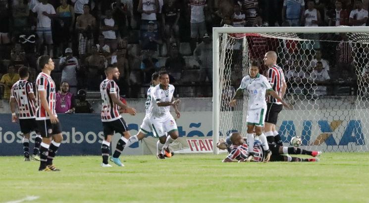 América-MG venceu com gol de Mathuesinho. Foto: Guga Matos/JC Imagem
