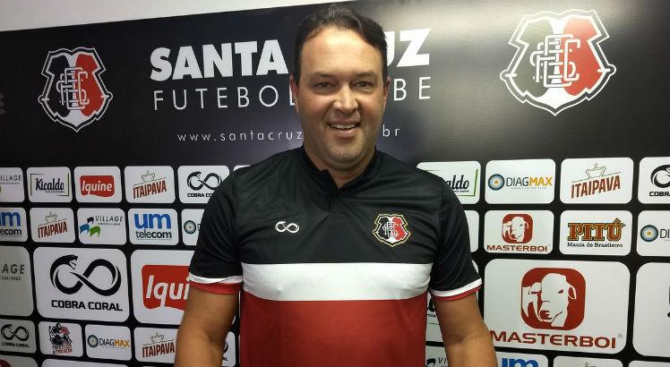 Técnico fará sua estreia pelo Tricolor. Foto: Divulgação/Santa Cruz