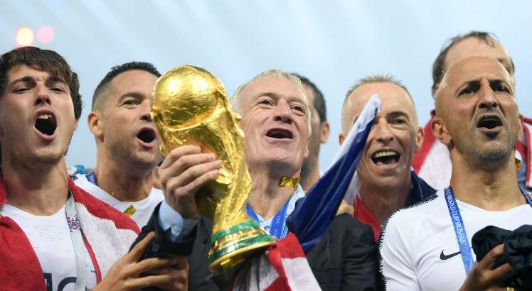 Deschamps ganhou a última Copa do Mundo com a França. Foto: divulgação/FIFA
