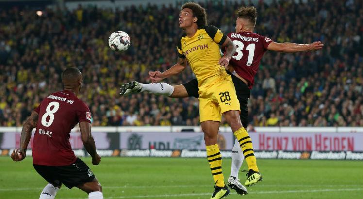 Witsel e Can desfalcam o Borussia Dortmund no sábado. Foto: Ronny Hartmann / AFP